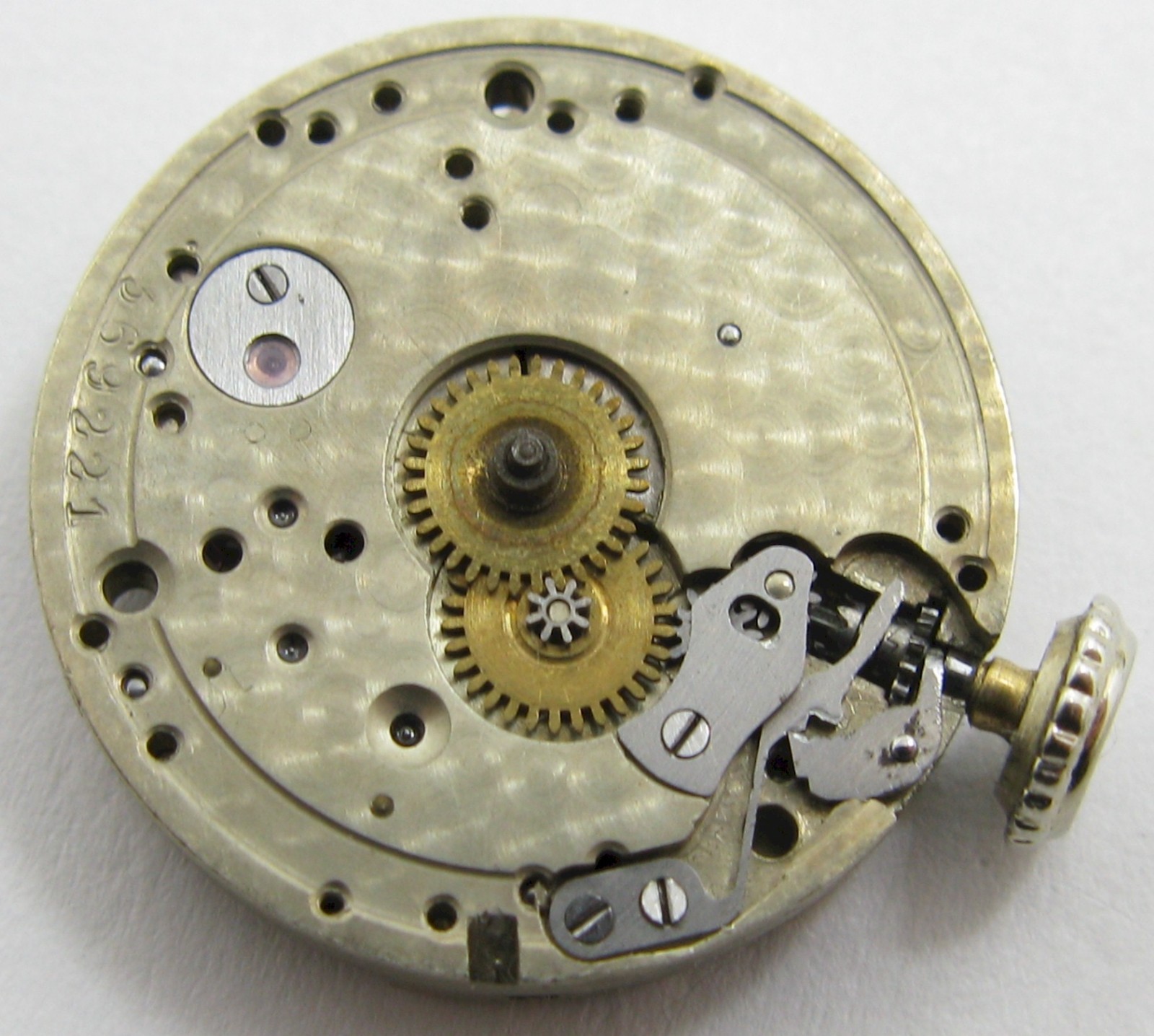 Quality round Swiss Watch E. Huguenin movement 17 jewels 3 adj. fit 2 hands
