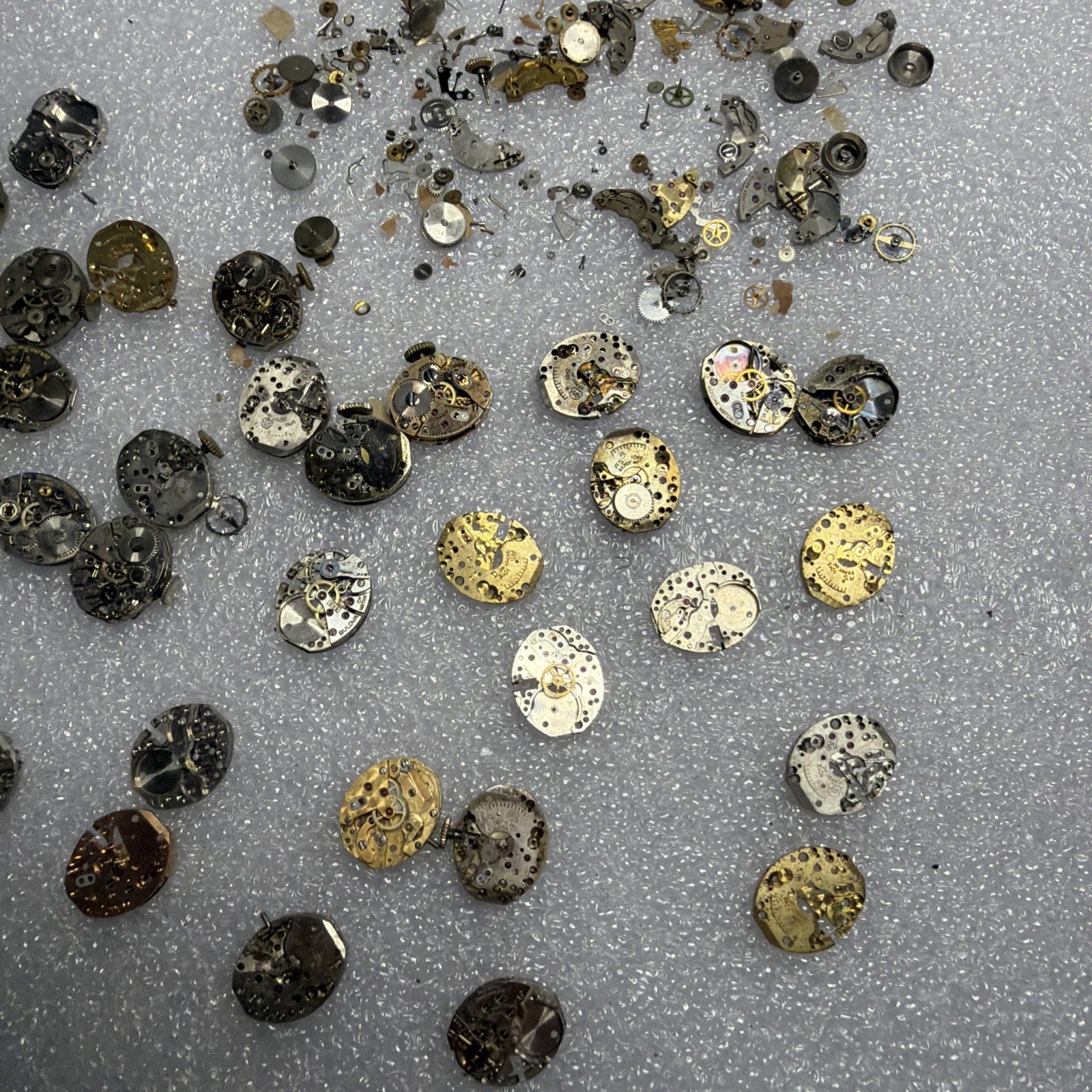 BULK LOT OF WATCH MOVEMENT PARTS – FOR RESTORATION (Listing 5W)