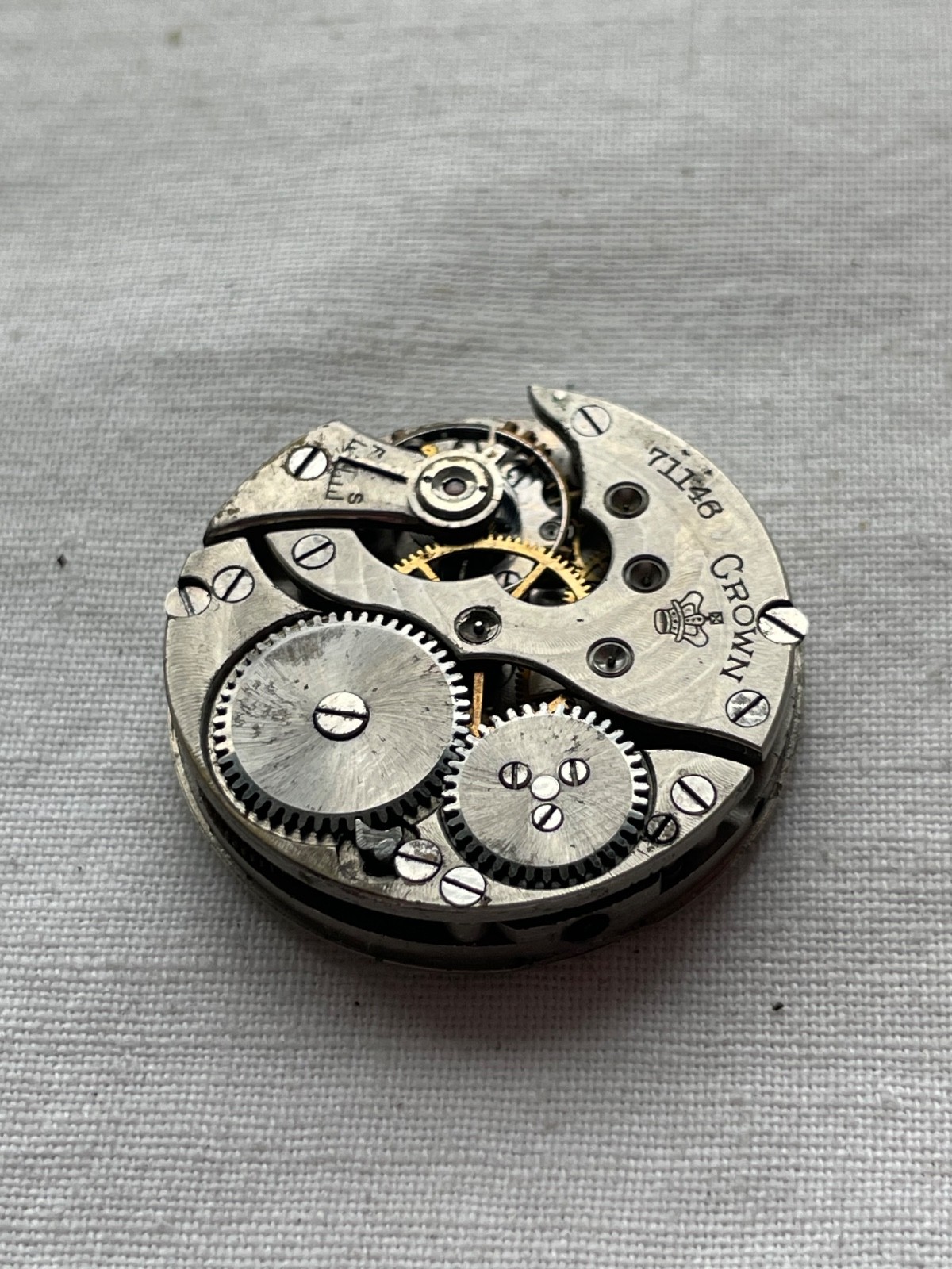 Crown grade 730 – 3/0s – movement for pocket watches FOR PARTS – AS IS
