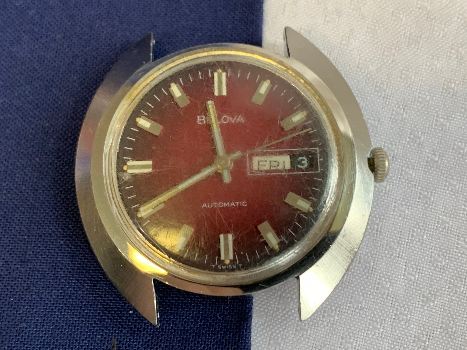Vtg Bulova Mens Automatic Watch Face Red Dial Day Date Calendar *RUNNING*