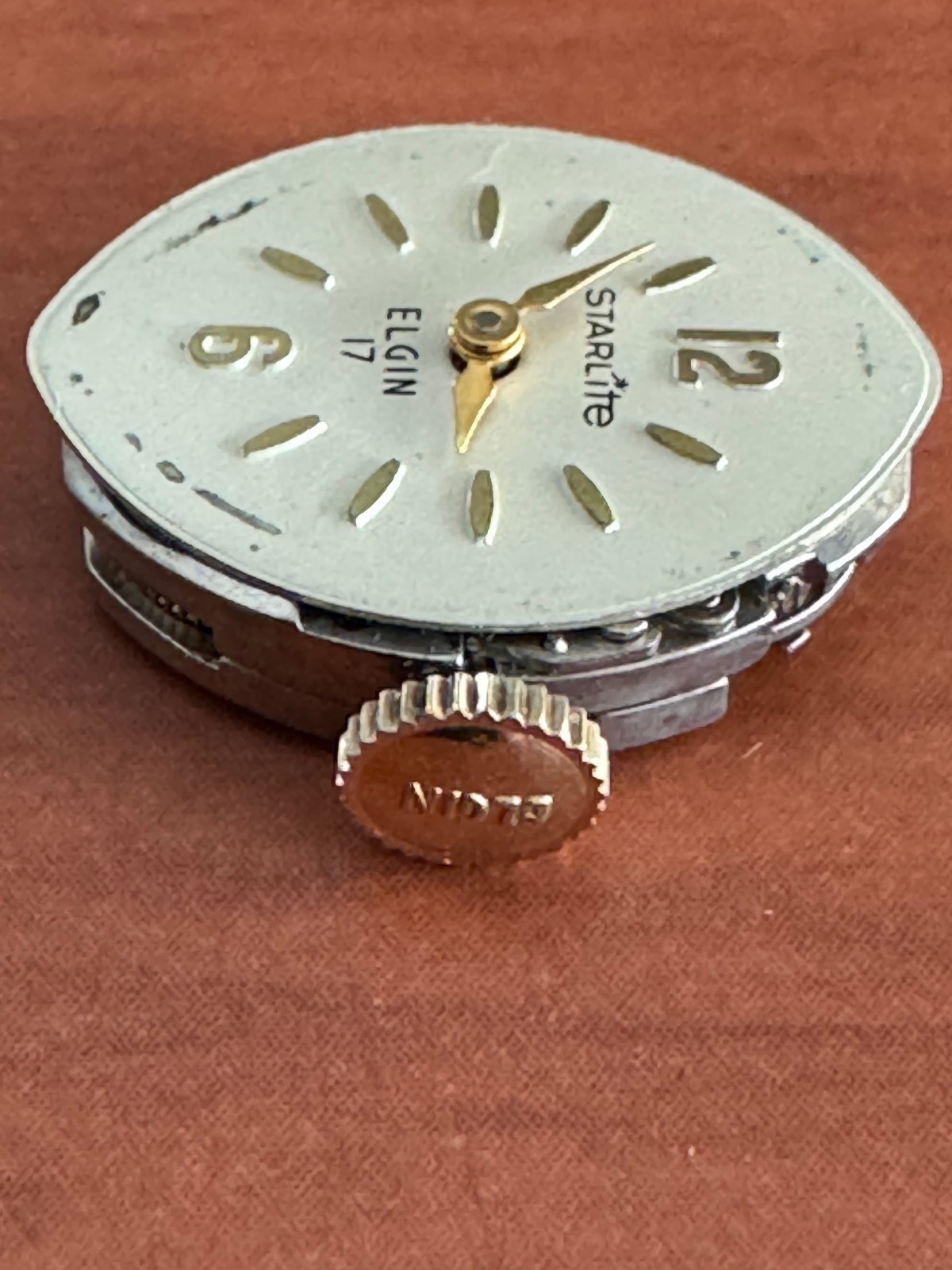 VINTAGE LADIES ELGIN STARLITE WRISTWATCH MOVEMENT CAL. 908 KEEPING TIME