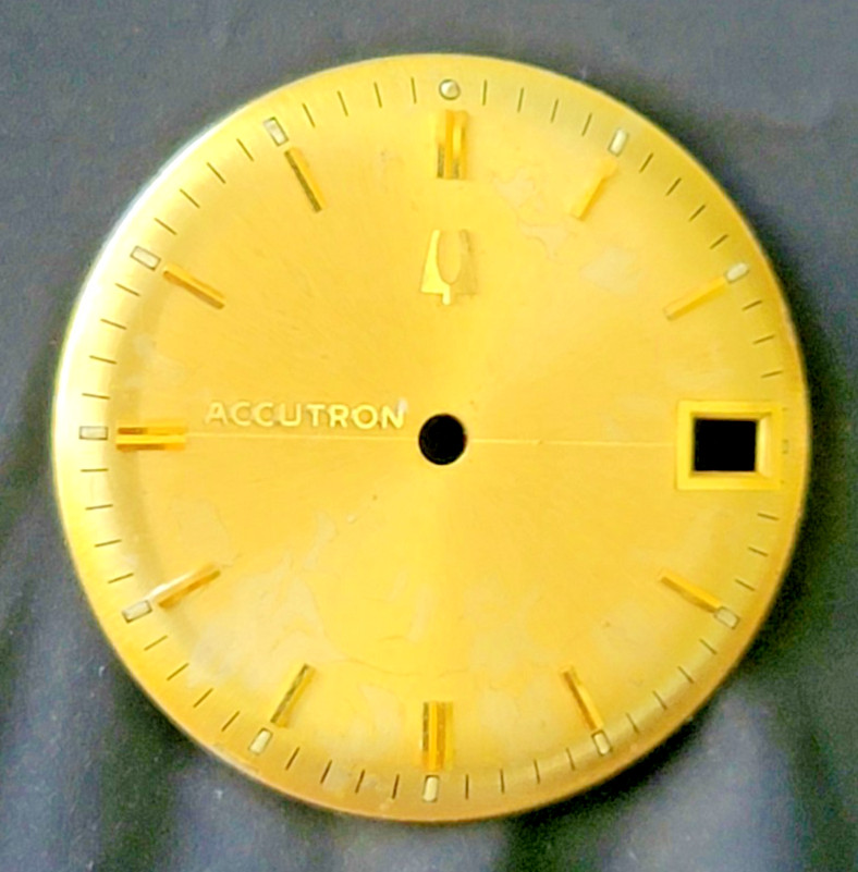 AA9: Bulova Accutron 218 Dial Gold Sunburst w/ Date Window Vintage