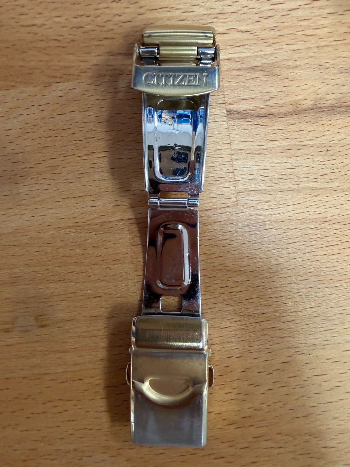 Authentic Used Citizen Gold Tone Fold Over Watch Clasp Buckle Fit Both Ends 18mm