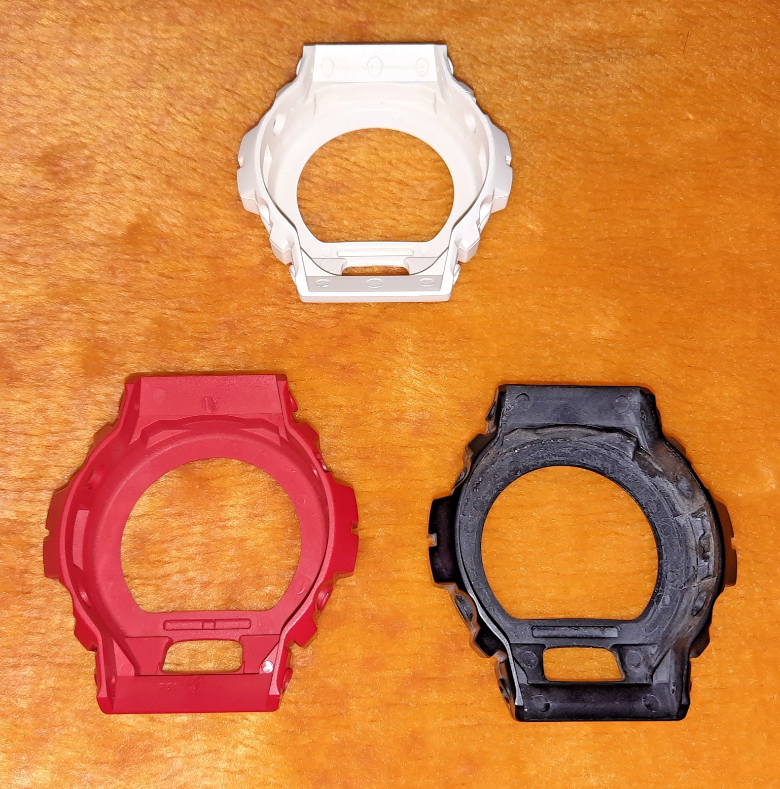 Casio G-Shock~(x3) DW-6900 Replacement Bezel Casing~White/Black/Red⏰️