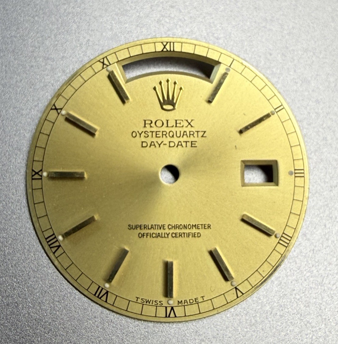 Rolex Champagne Gold Vintage Stick Dial – Oysterquartz Day-Date President 19018