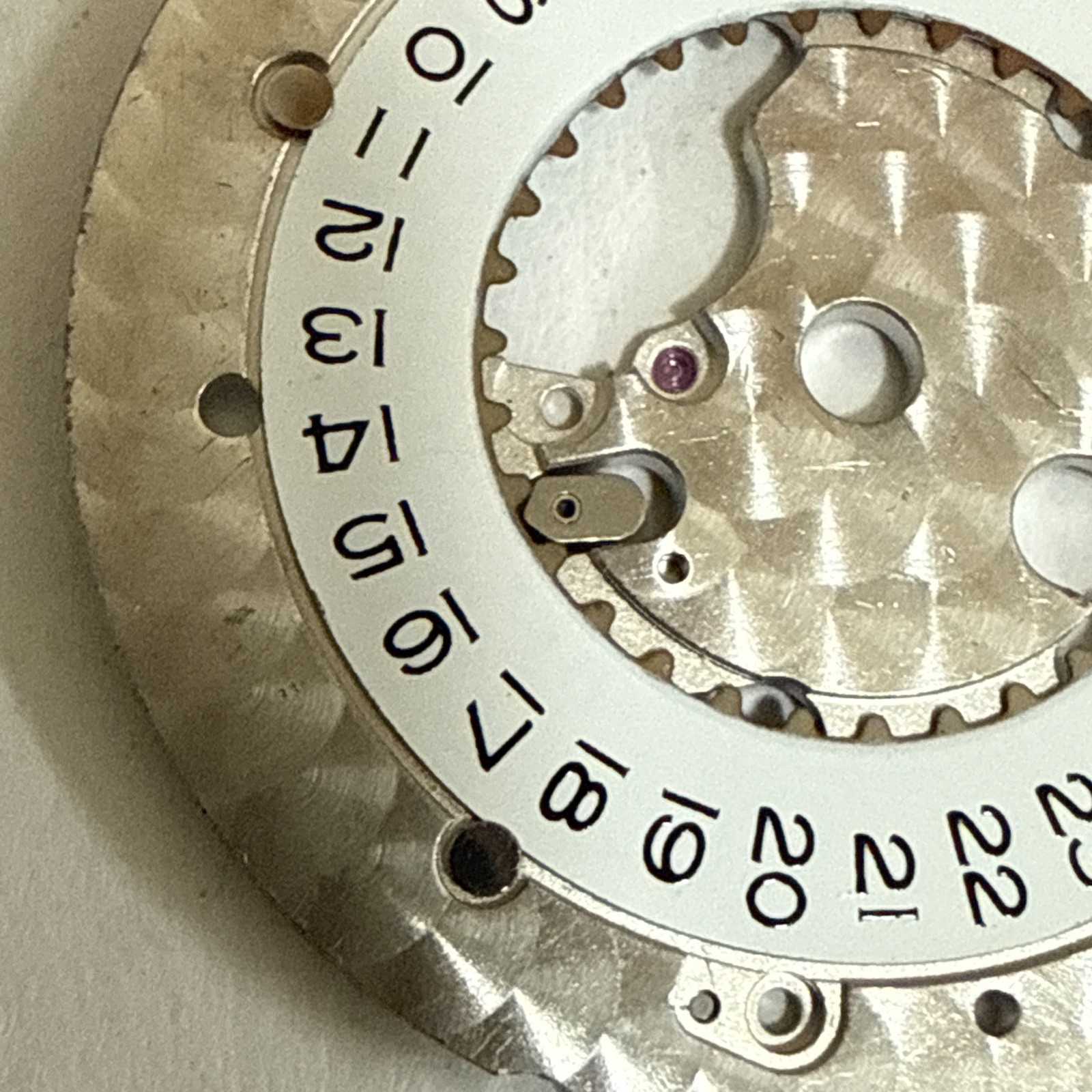 GENUINE Rolex 3136 600 With White Date Disc And Jumper Perfect Condition