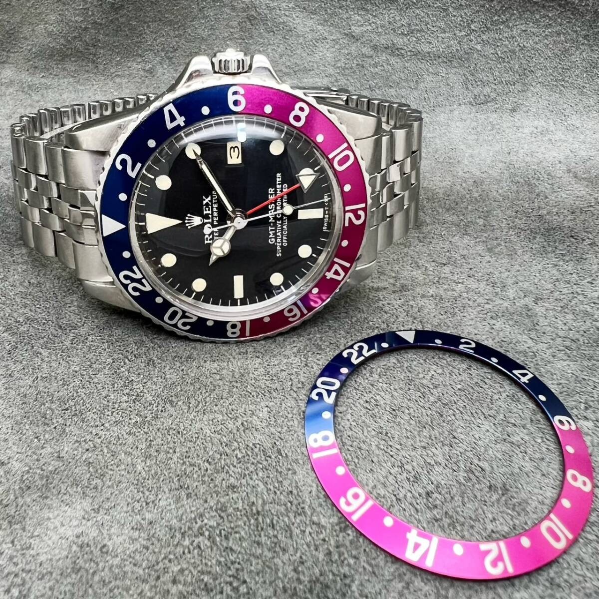 Rolex GMT-Master Bezel Insert Ref. 1675 Fuchsia Aftermarket Used