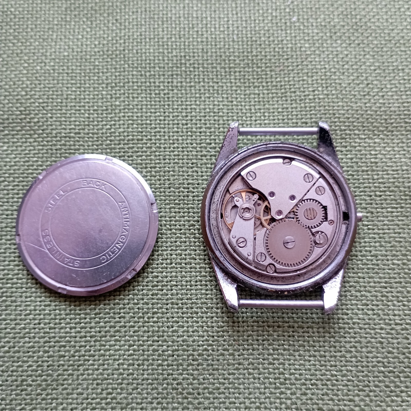 Raketa 2603 movement 16 jewels for parts