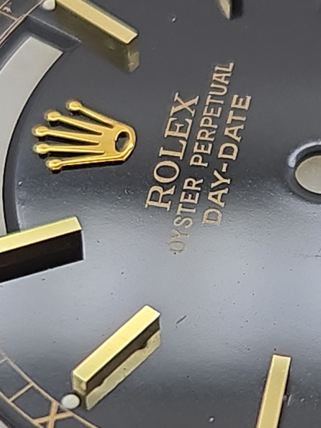 Rolex Dial , President 18038, 18238, Glossy Black Roman Numbers ,Tritium, NOS