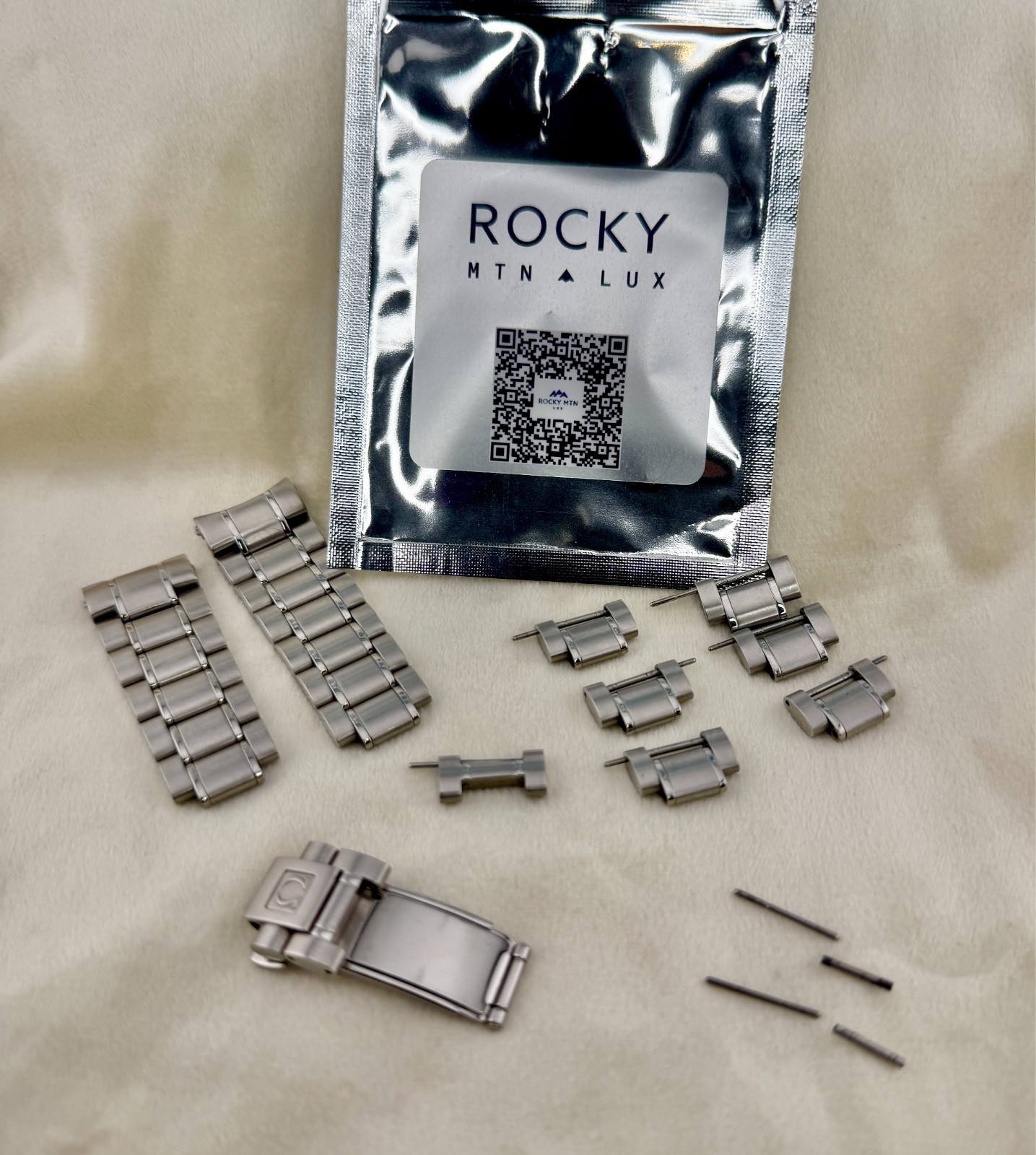 OEM Omega Speedmaster Bracelet 1563/850 16mm Links and Clasp, 18mm at lug