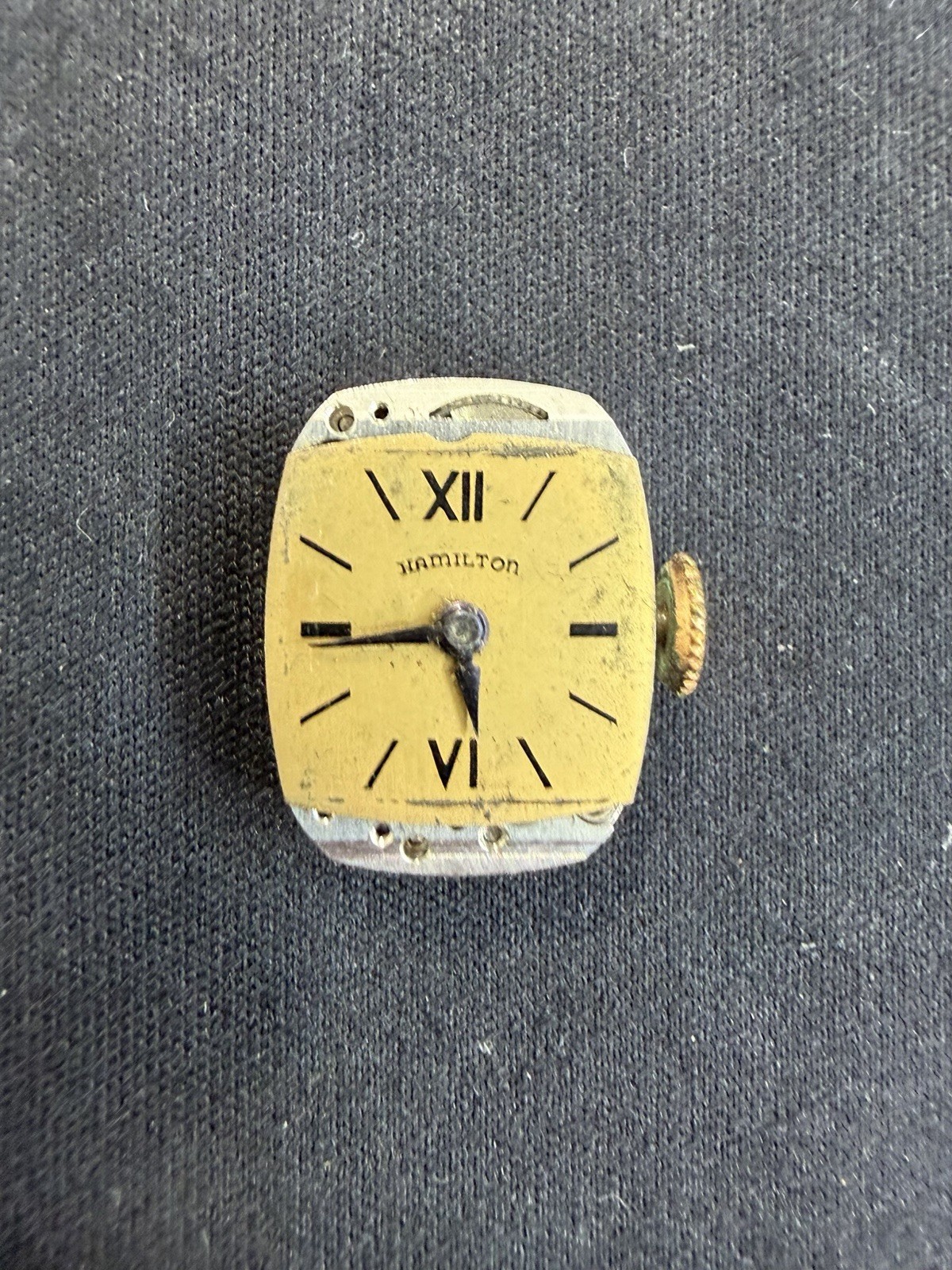 Vintage Hamilton 911 17 Jewels Ladies Movement Running Roman XII VI Dial