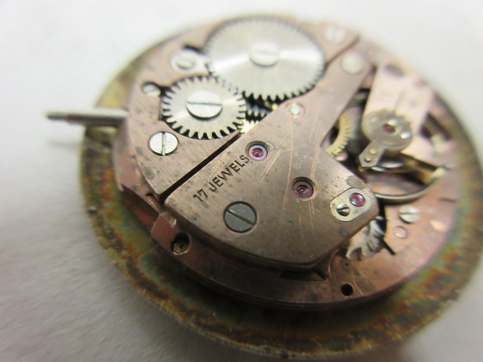 Hilton Wrist Watch Movement with Date 17 Jewels Unadjusted GOOD FOR PARTS