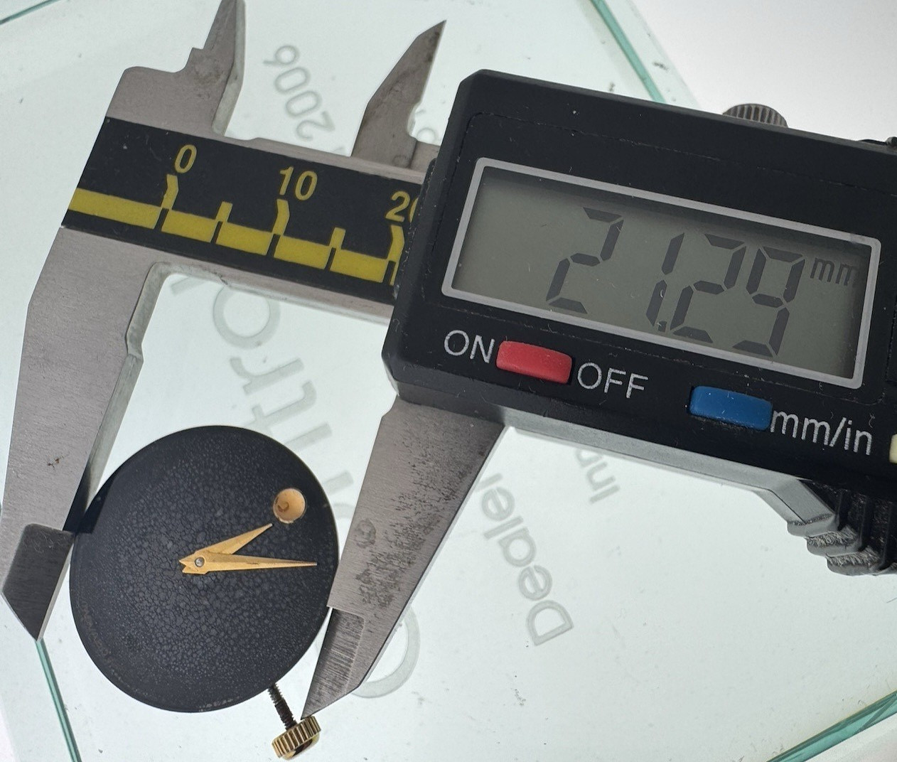 Movado Museum Watch Movement Ref 902.002 With Black Dial Women 21/25 mm SWISS