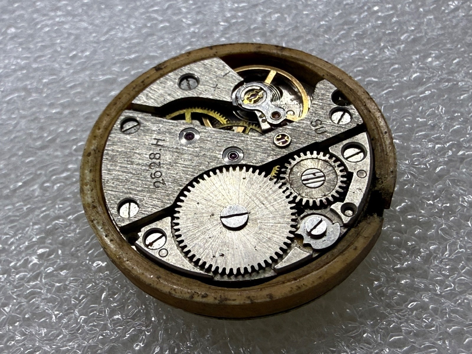 Watch movement USSR Raketa Cal.2628 plus Dial. For parts .