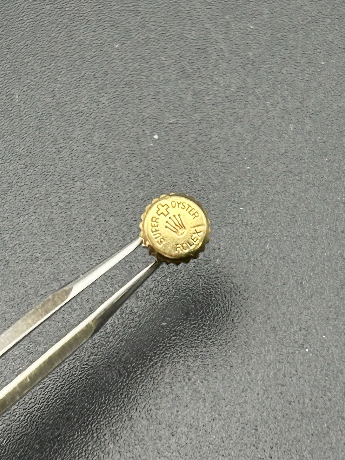 Vintage Rolex Super Oyster Crown 6.1MM GOLD COLOUR USE X42)