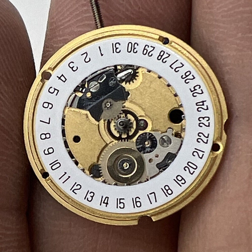 Swiss Made ETA 956.412 Quartz Watch Movement with 3 Hands and Date at 6