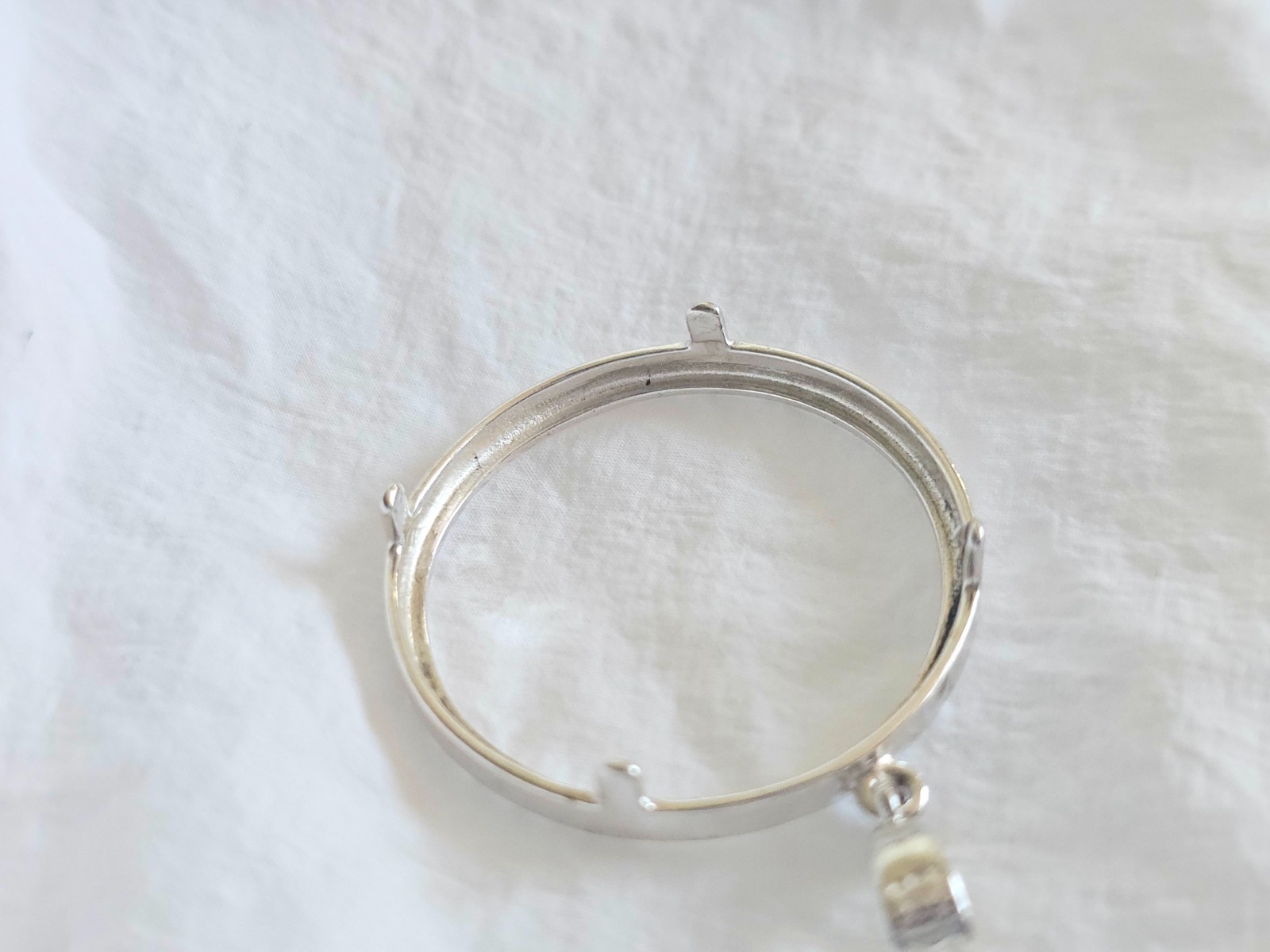 925 Sterling Silver Prong Back Diamond Cut Bezel for 30mm 50 Cent Coins