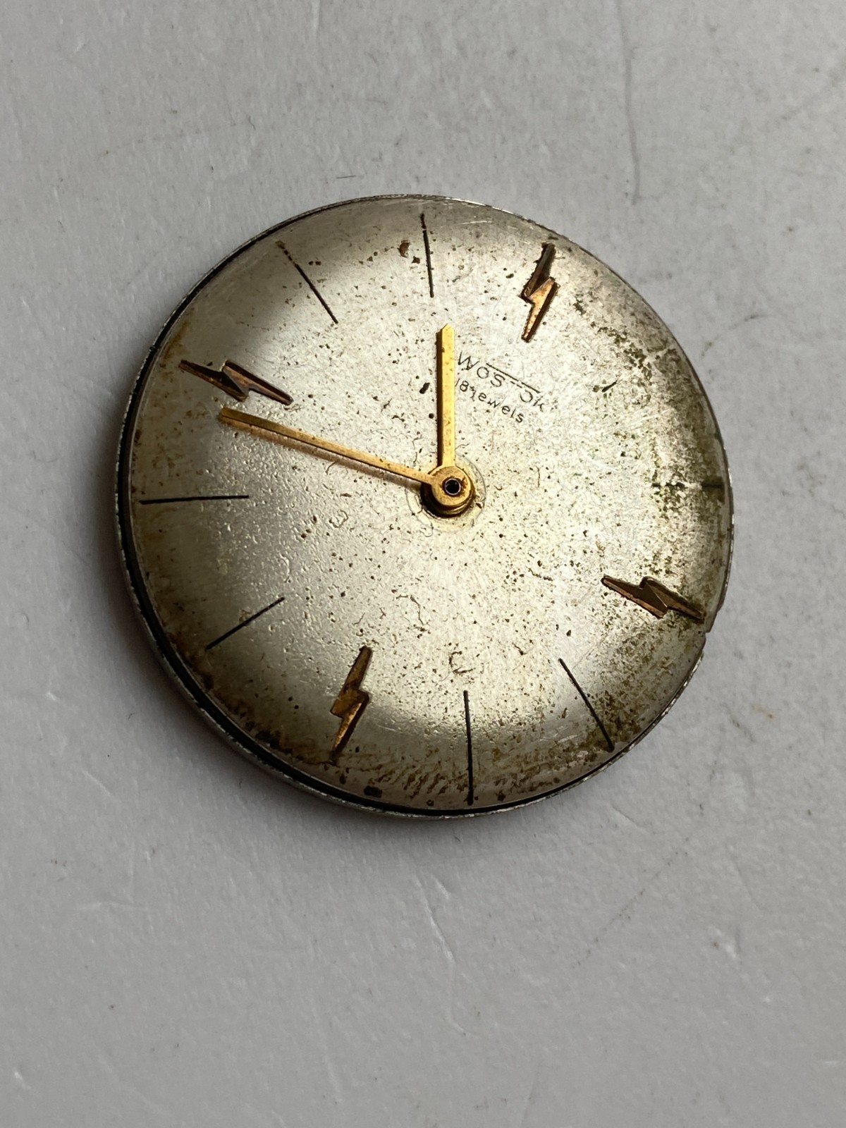 VINTAGE MEN WRIST WATCH PARTS MOVEMENT WOSTOK ВОСТОК 18 JEWELS 2209 CCCR USSR