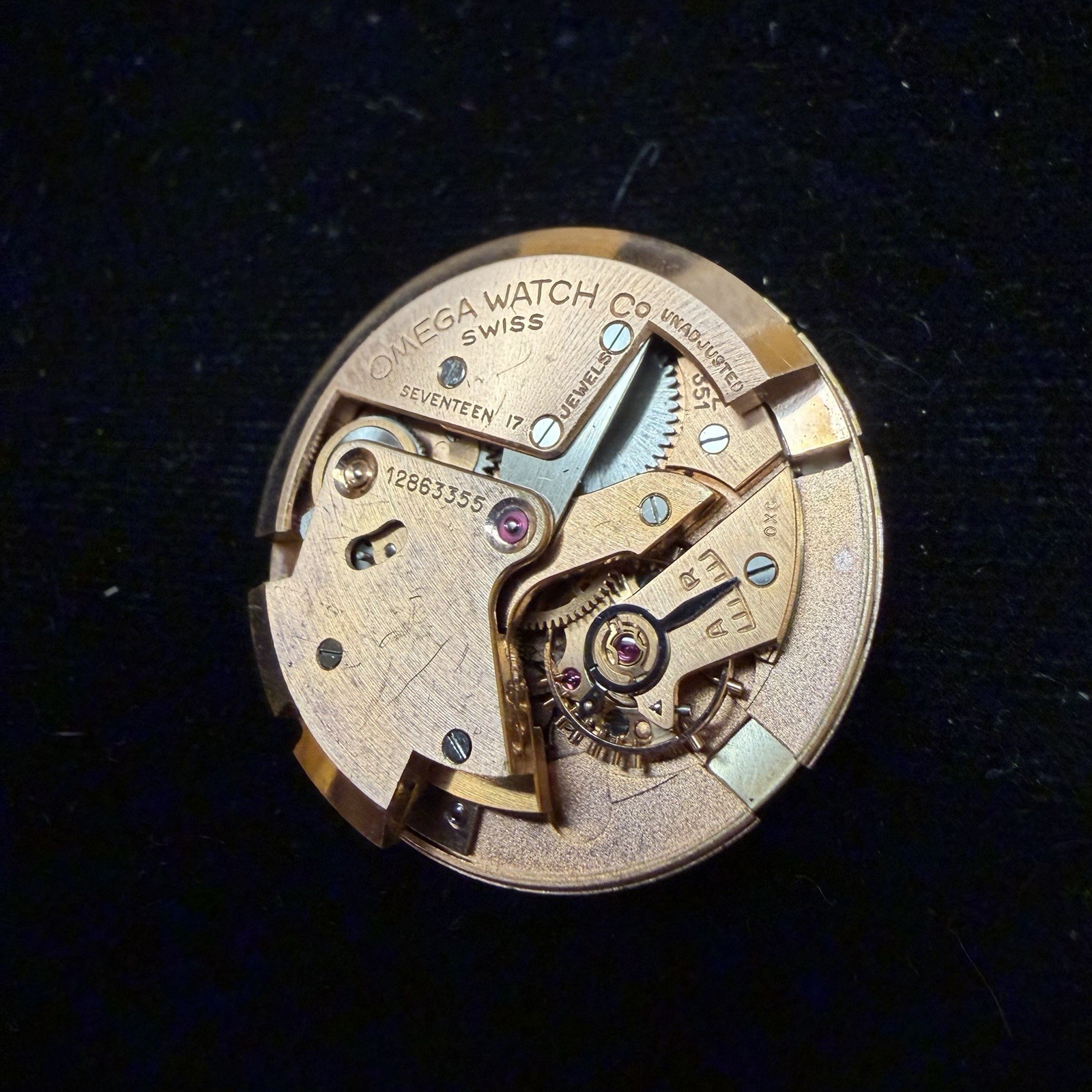 Vintage Omega 1950s Automatic Wristwatch Movement 17j 351 Swiss Parts Or Repair