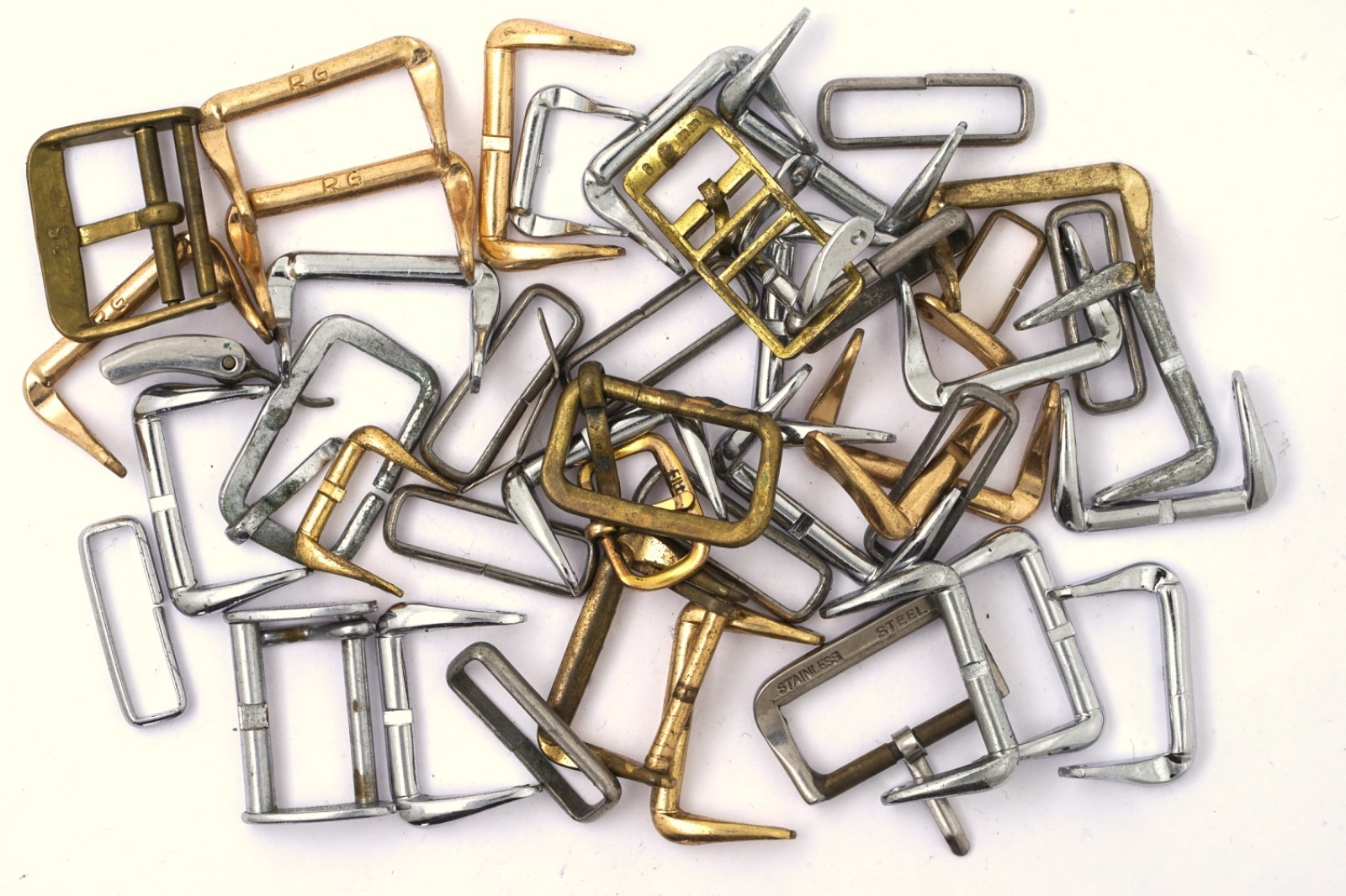 VINTAGE 1930’S TO 1960’S USED WRISTWATCH BUCKLES STEEL CHROME BRASS GOLD PLATED