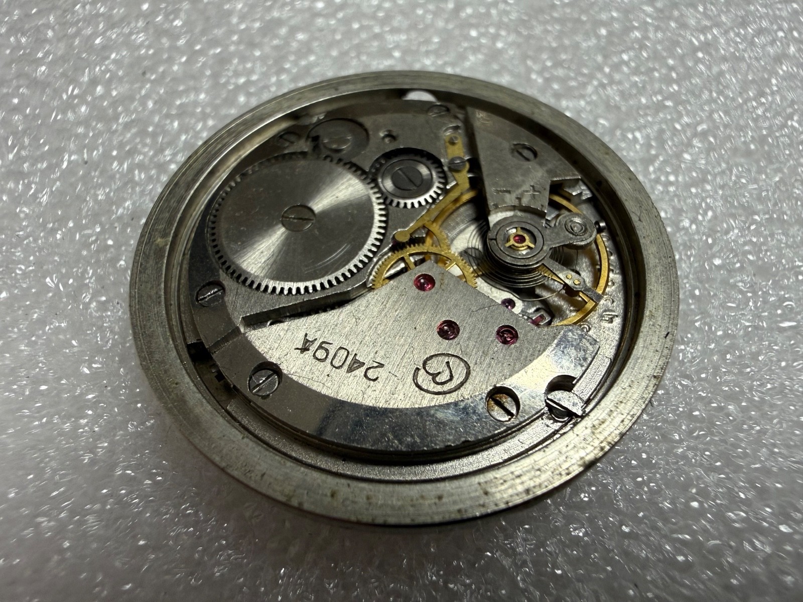 Watch movement USSR Vostok Cal.2409A plus Dial.For parts.