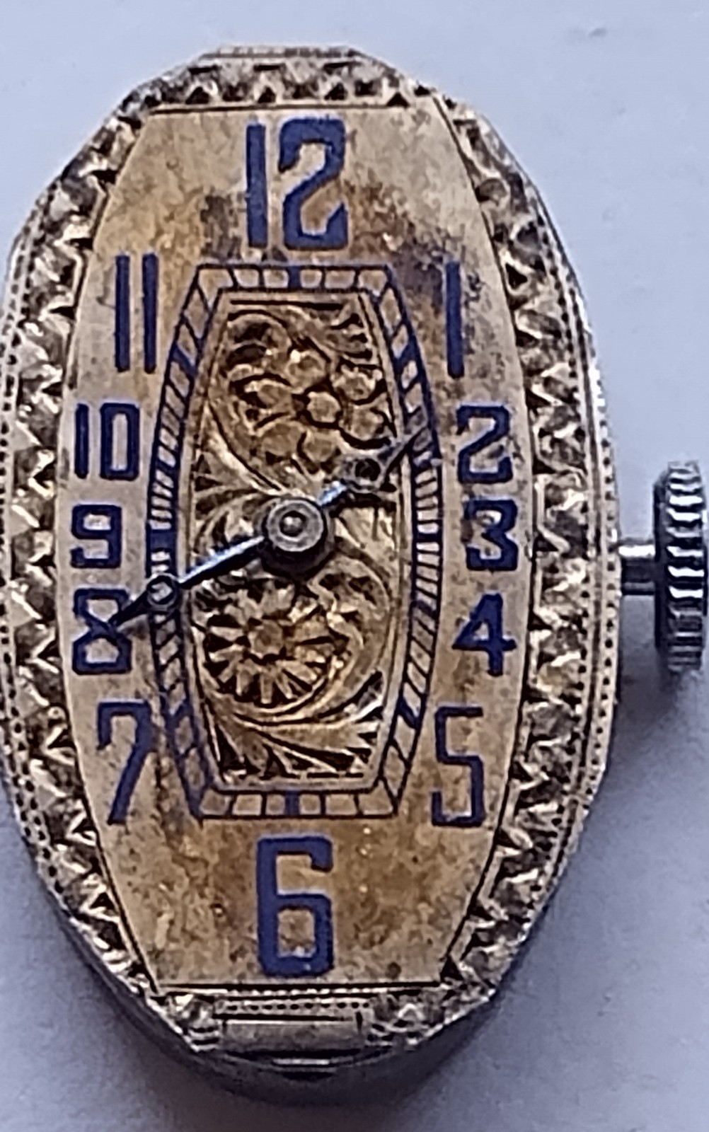 Hi grade Art Deco Parfis 17 j,5 adj.wristwatch movement