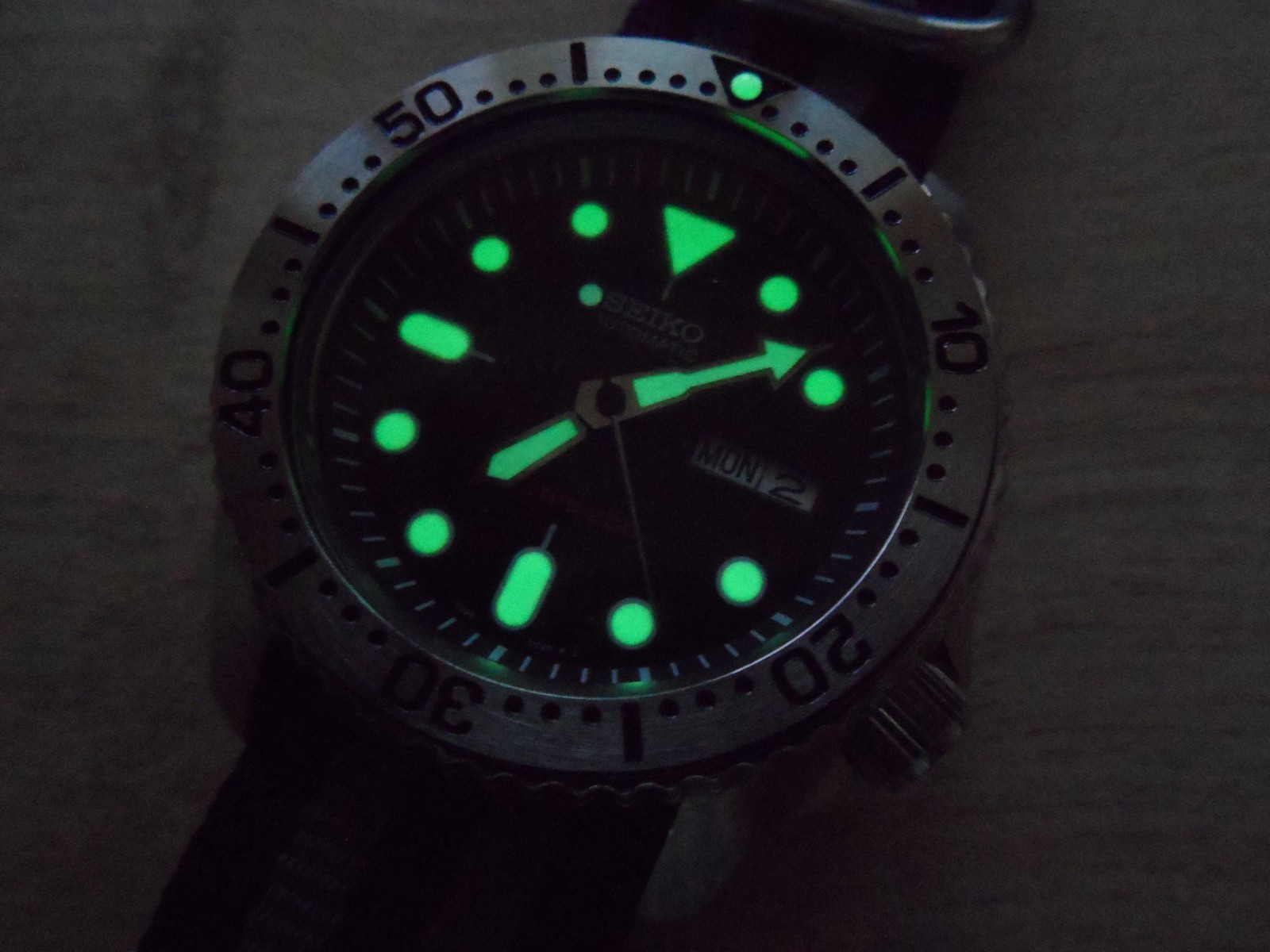 Flat Steel Bezel Instert for Seiko SKX SRPD Stainless Steel insert+Adhesive Ring