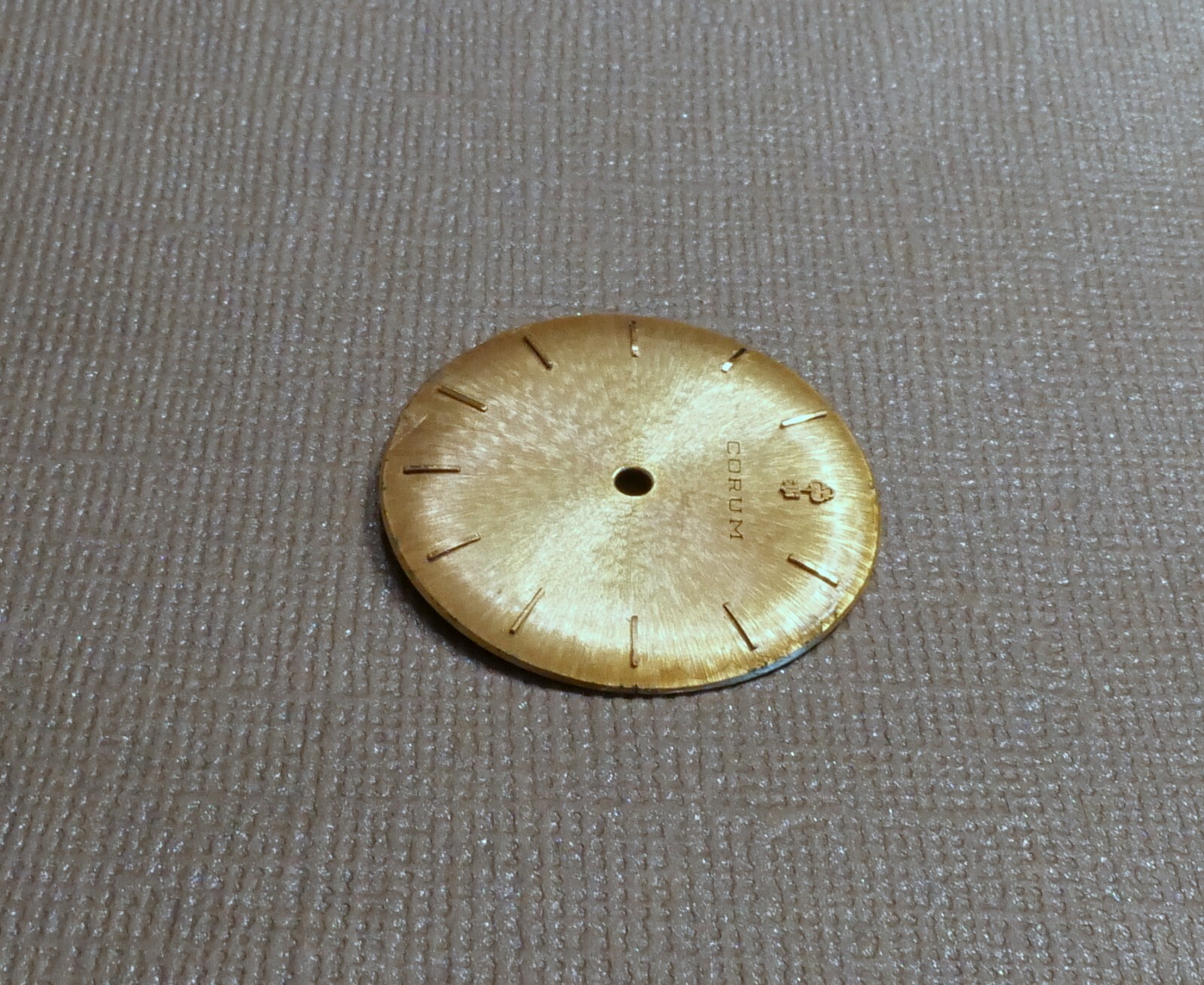 VINTAGE CORUM WATCH DIAL FOR MENS DRESS WATCH 28.5 MM DIAMETER