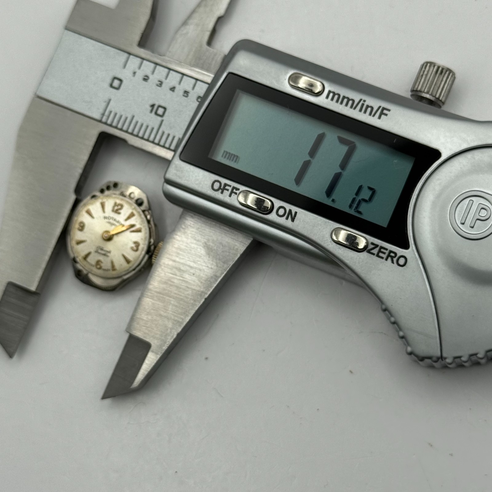 Standard ST 69 Watch Movement Rotary Swiss 17 Jewels Manual Wind Parts 15.2mm