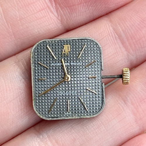 A Vintage Audemars Piguet Quartz “Tapisserie” Wristwatch Dial & Movement.