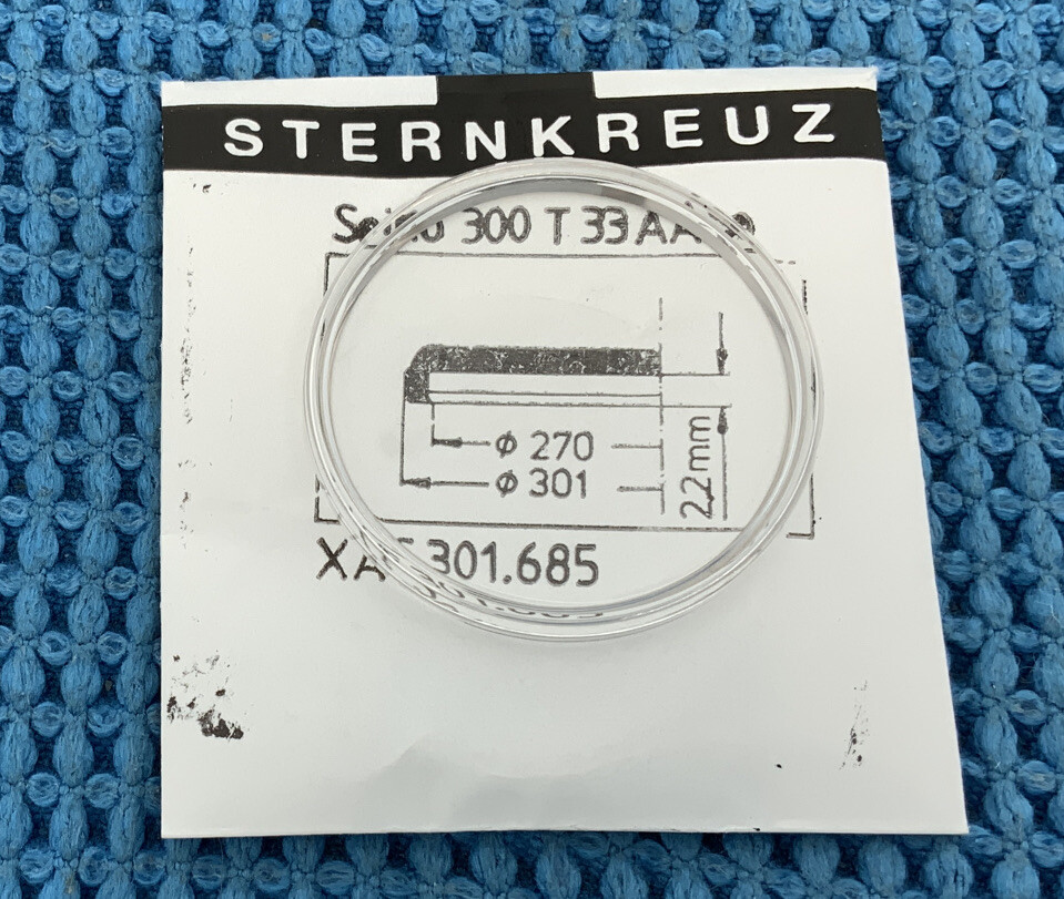 Seiko Crystal 300T33AS0 (To Fit Made By Sternkreuz) New Old Stock 3002-300W L