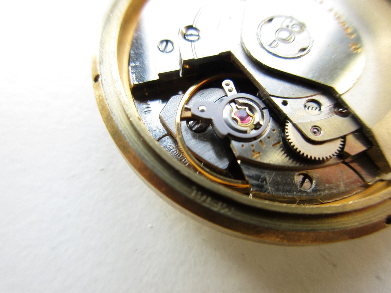 AS A. Schild cal. 1700/01 Swiss automatic watch movement – date at 3 – running
