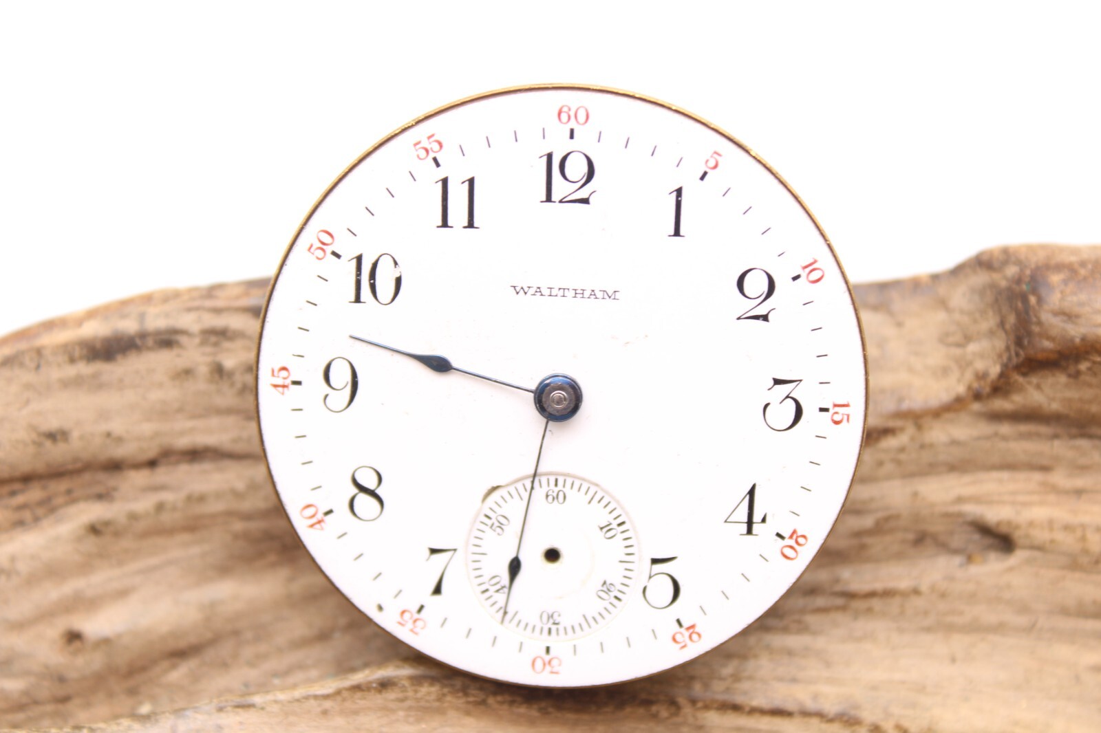 1904 WALTHAM POCKET WATCH MOVEMENT 14237925 GRADE: 81 18s 15j (FI)