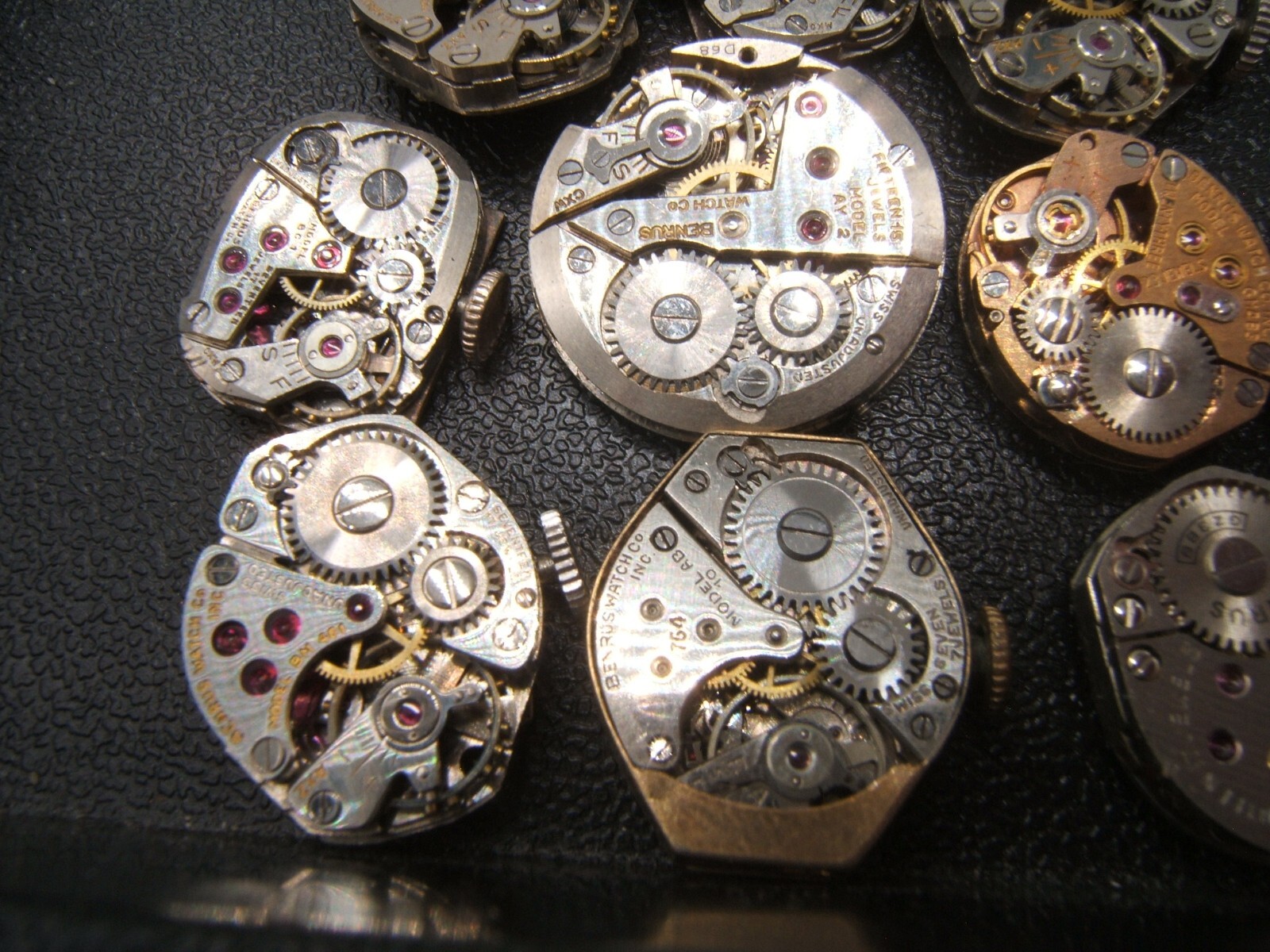 33 VTG BENRUS WOMEN’S WRIST WATCH MOVEMENTS WIND UP AS IS PARTS REPAIR