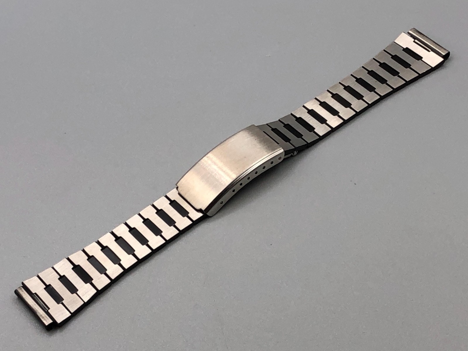 VINTAGE 70s 80s NOS UNBRANDED STAINLESS PVD 18mm WATCH BRACELET SEIKO CITIZEN