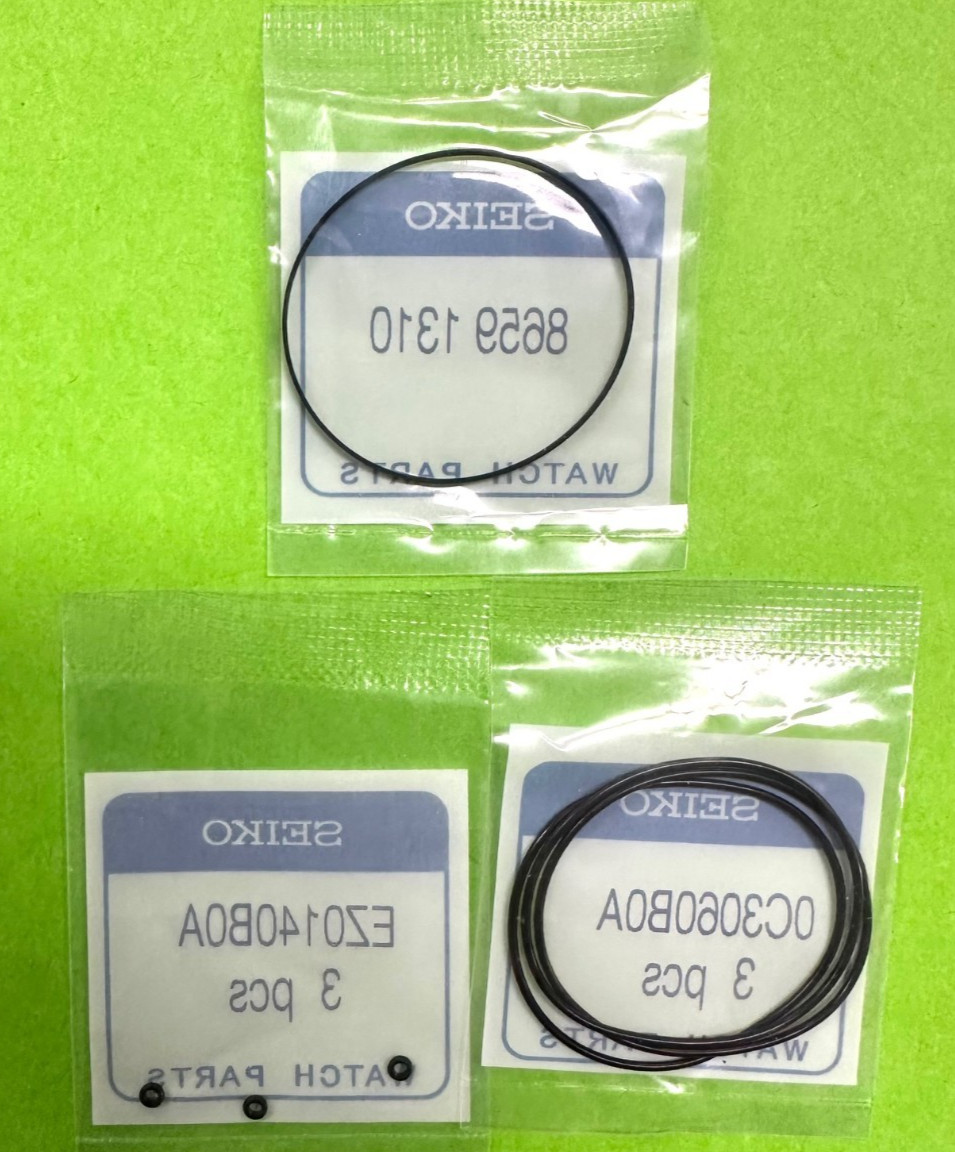 Seiko 7002-7000 Case Back Gasket , Glass Gasket , Crown & stem Gasket 1 Set Lose