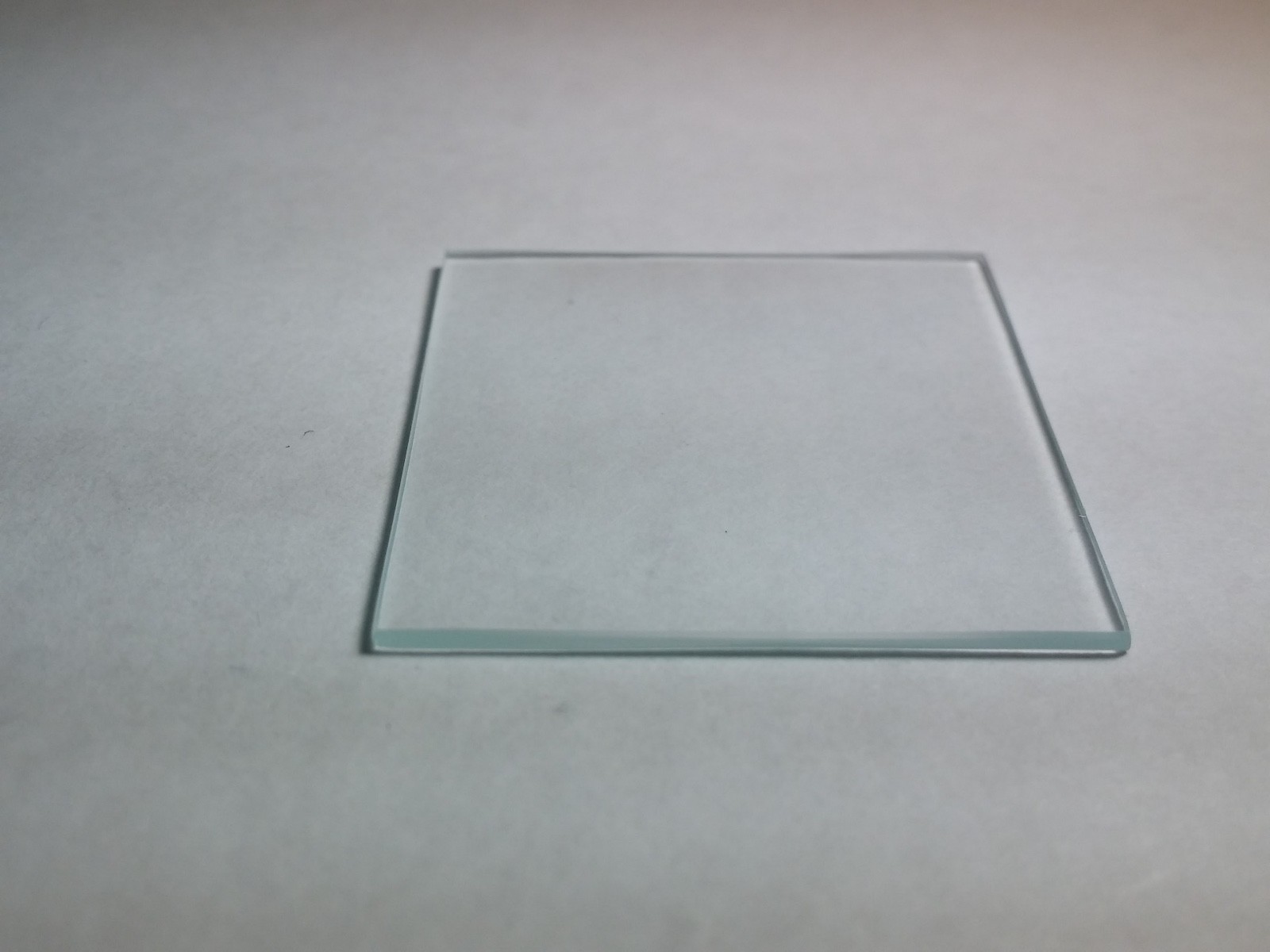 Unbranded – style mineral crystal 29.5×29.5mm, 1mm thick, domed ht 3mm