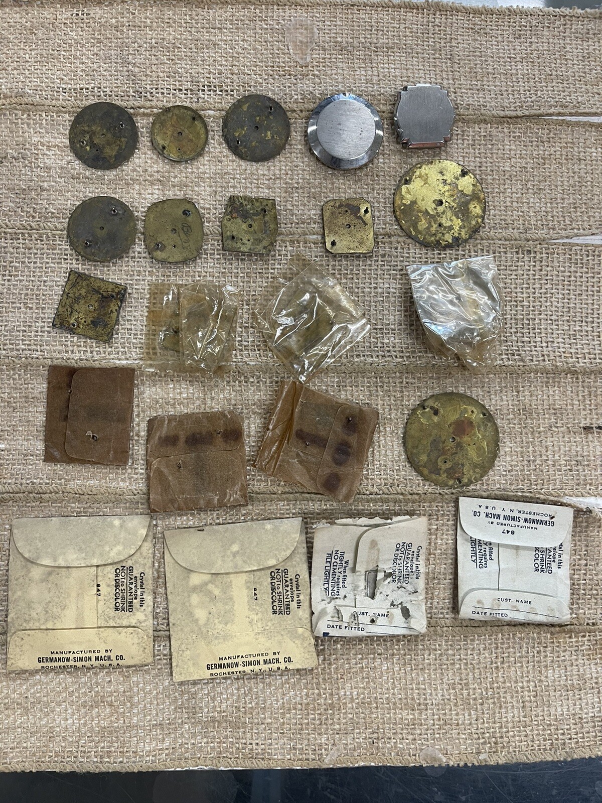 LARGE LOT Dutcher Bros. Watch Crystals Various Sizes Watch Faces/Back 113 Pieces