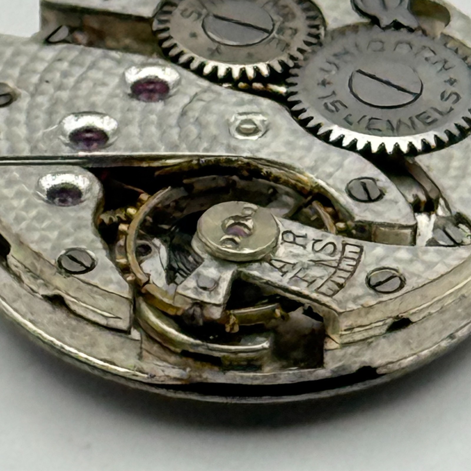 Unicorn Watch Movement Swiss 15 Jewels Small Manual Wind Parts 19.6mm