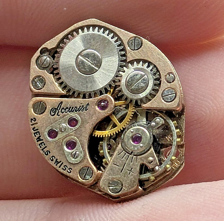 Accurist FHF 60 Manual Wind Watch Movement UNTESTED 21 Jewels Swiss 15.3mm