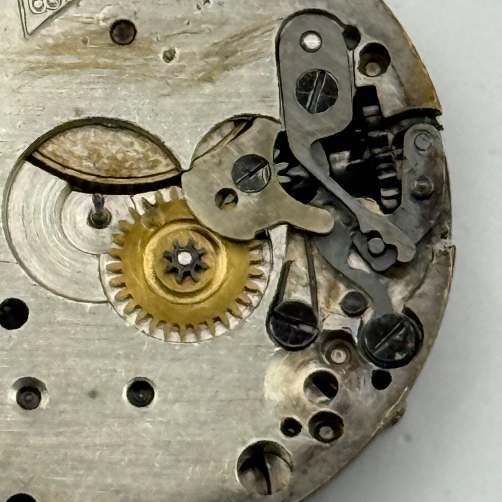 Buser Watch Movement 15 Jewels Swiss Manual Wind Vintage Parts Repair 23.2mm