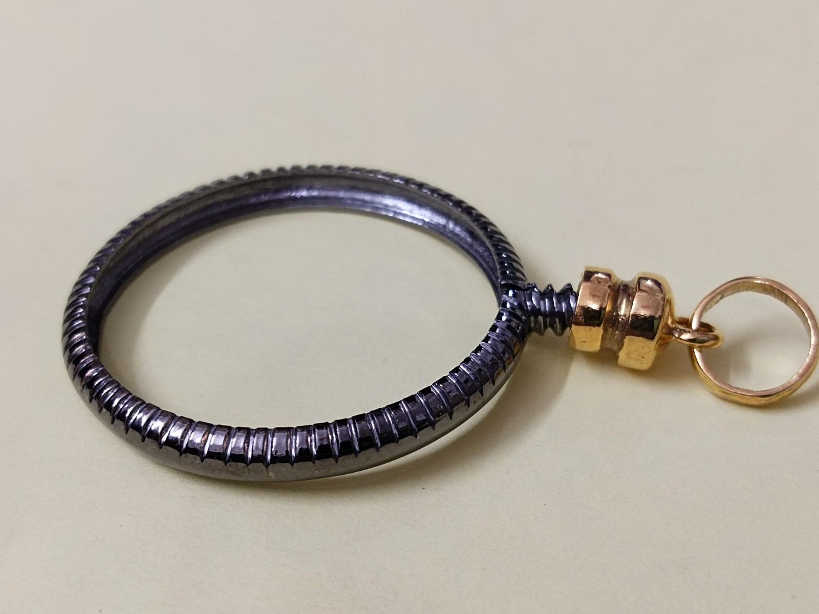 925 Sterling Silver Round Adjustable Bezel Pendant Blank: Coin Connector Setting