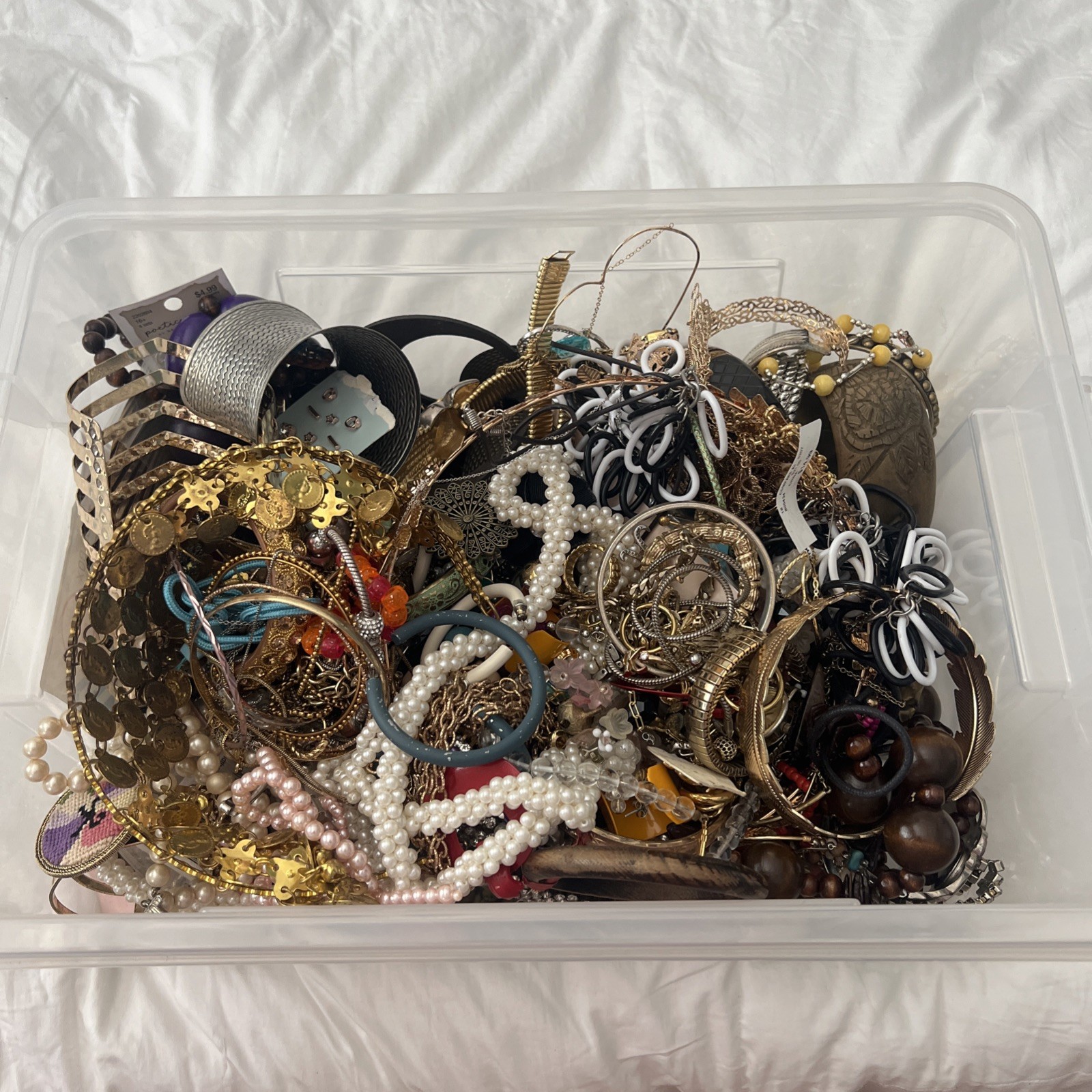 Jewelry /Crafts lot for parts , scarp , broken or repurpose!! 🔥