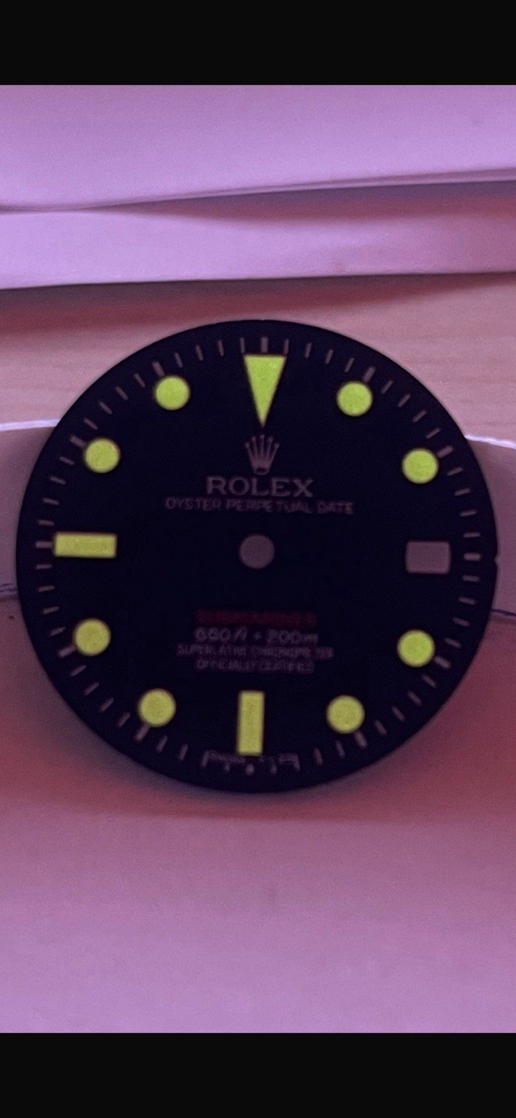 Red Sub Vintage Watch Date Dial, 28.8mm. 1680 Reprint