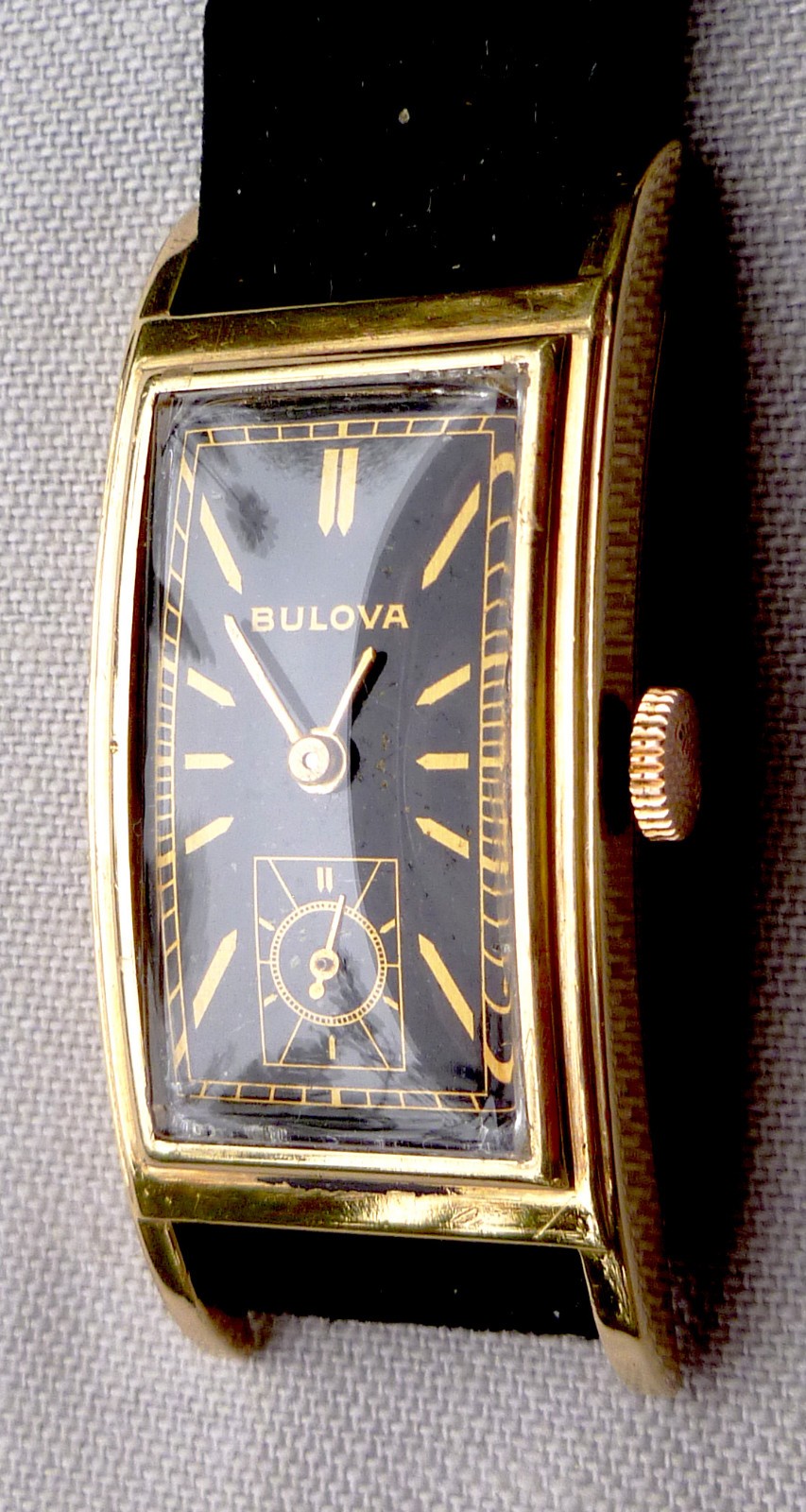 BULOVA 47mm Curved Deco “FIFTH AVE” Black Dial Boxed Elegance Beautiful Runner