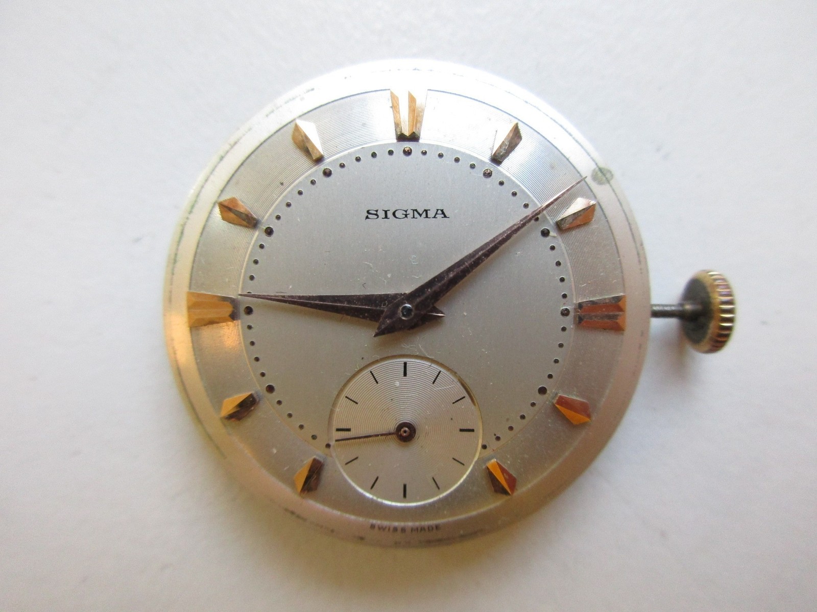 FHF Fontainemelon cal. 26 Sigma Swiss watch movement – running