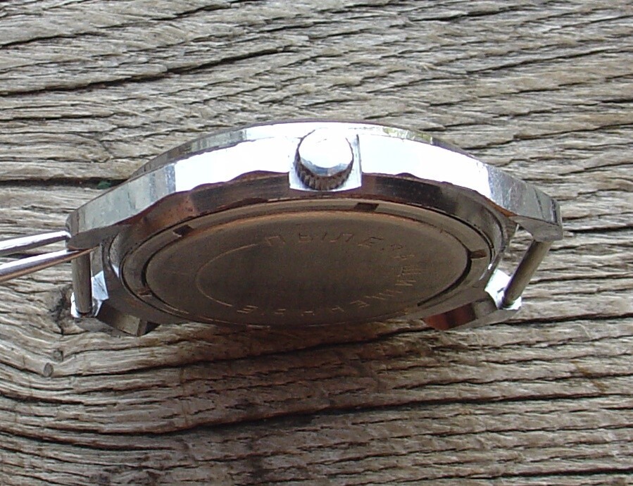 Rary Collectible Soviet Russian CHAIKA (Poljot) “Fish eye” Watch 1970s Serviced