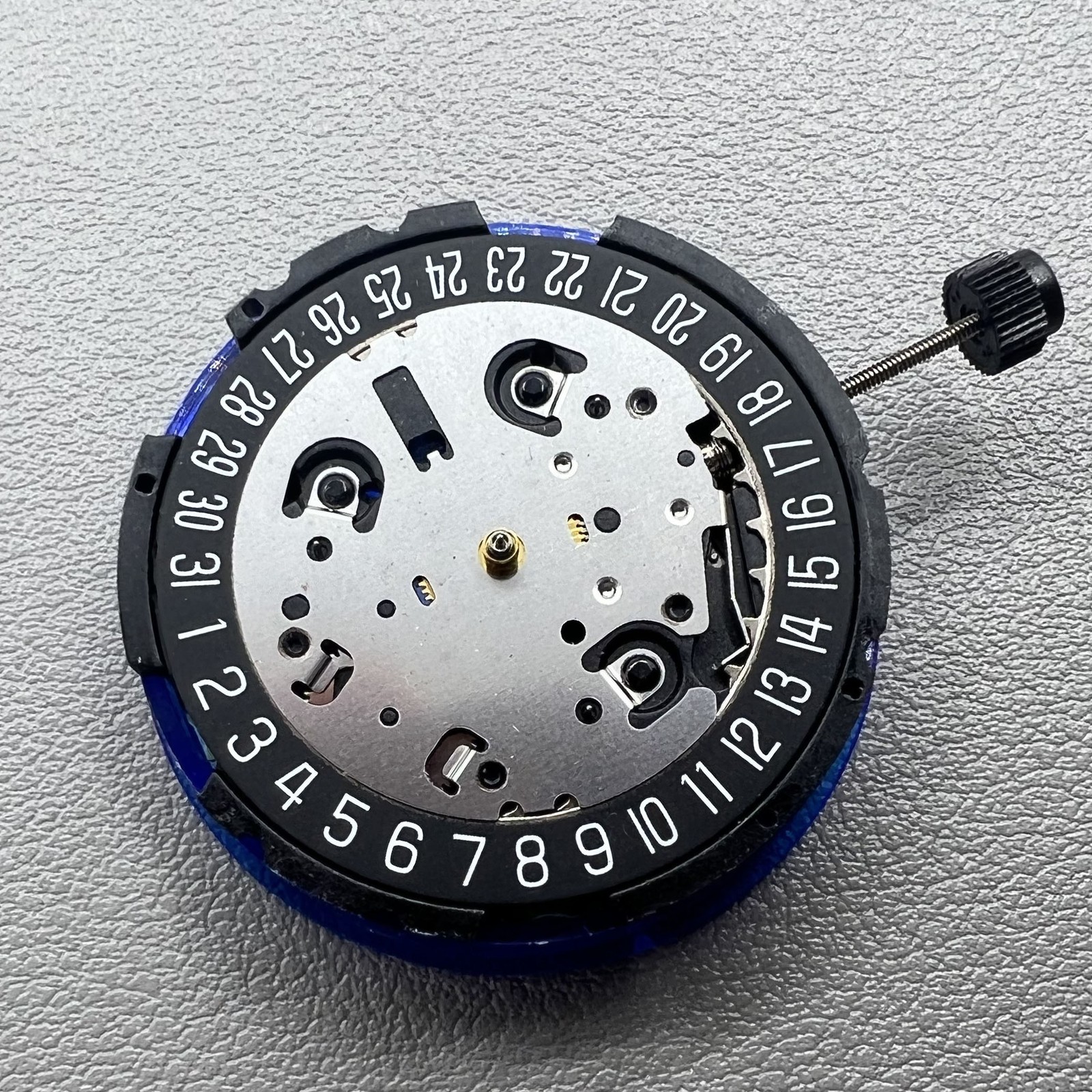 ETA G10.212 Quartz Movement Movement Black Disk 3 Hands Date 6 Replace G10.211