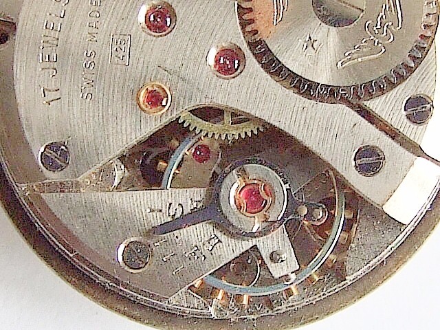 Peseux 350 ‘Rotary’ 17 jewel watch movement, ticking. Spares or repair