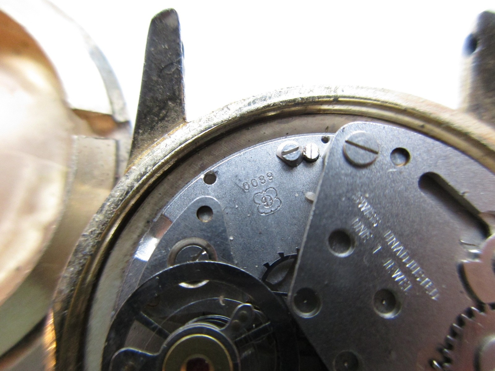 EB Bettlach cal. 8800 vintage 1960’s men’s watch – date at 3 – for parts